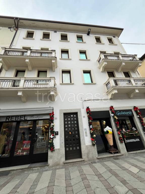 appartamento in vendita a Ponte di Legno in zona Zoanno