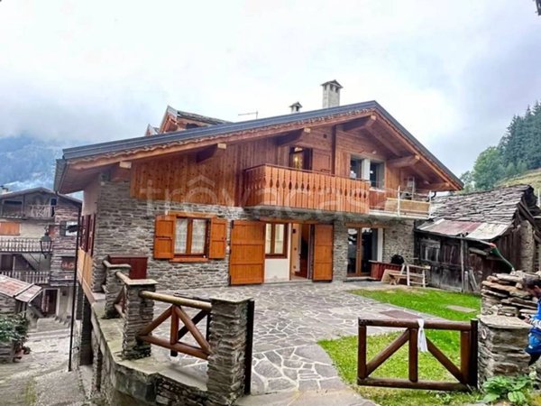 casa indipendente in vendita a Ponte di Legno in zona Pezzo