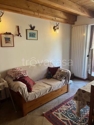 appartamento in vendita a Ponte di Legno in zona Precasaglio