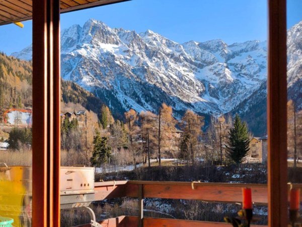 casa indipendente in vendita a Ponte di Legno