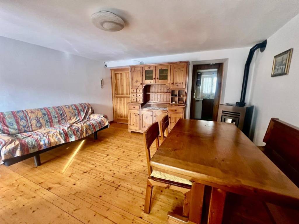 appartamento in vendita a Ponte di Legno in zona Pezzo