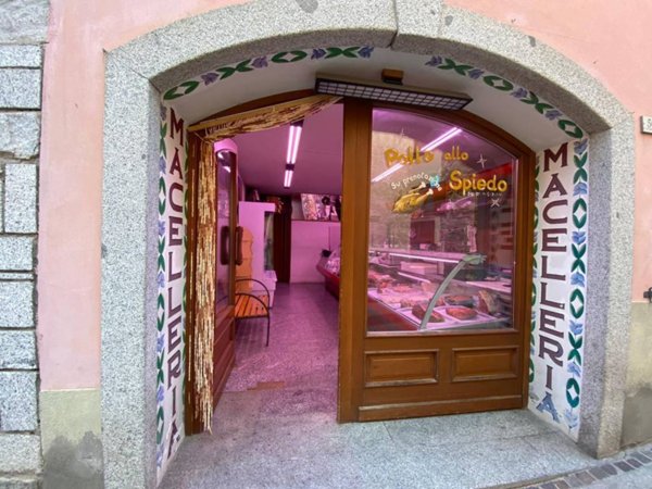 negozio in vendita a Ponte di Legno