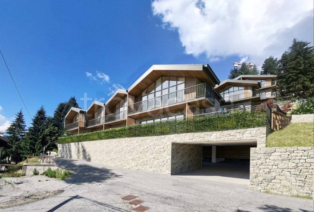 appartamento in vendita a Ponte di Legno in zona Zoanno
