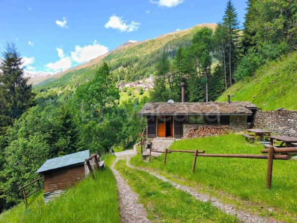 appartamento in vendita a Ponte di Legno in zona Precasaglio