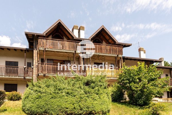 appartamento in vendita a Ponte di Legno in zona Zoanno