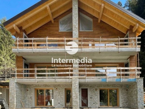 appartamento in vendita a Ponte di Legno in zona Zoanno