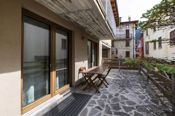 appartamento in vendita a Ponte di Legno in zona Zoanno