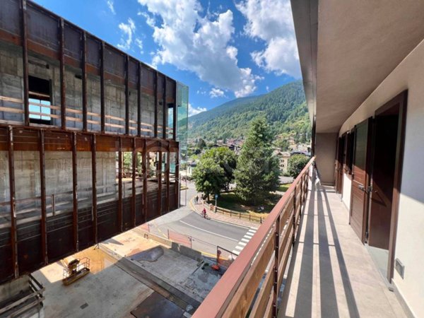appartamento in vendita a Ponte di Legno in zona Zoanno