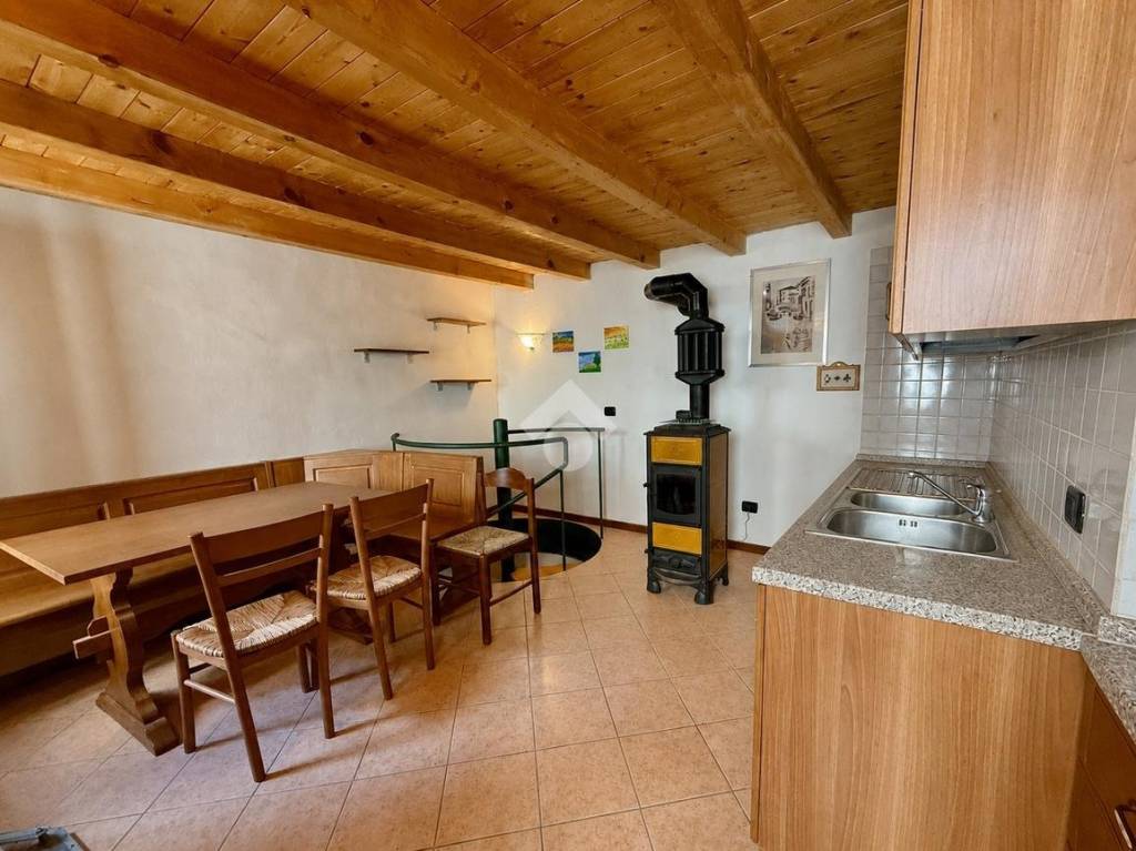 appartamento in vendita a Ponte di Legno in zona Pezzo
