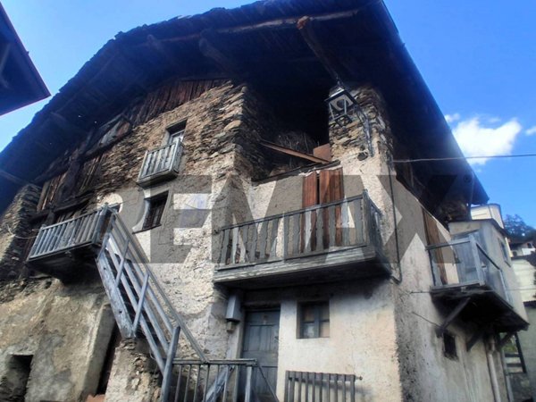 appartamento in vendita a Ponte di Legno in zona Pezzo