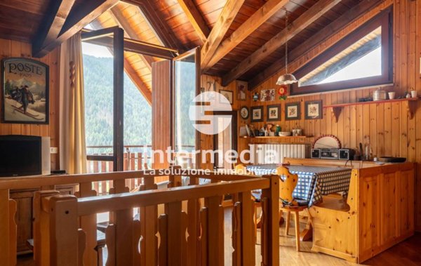 appartamento in vendita a Ponte di Legno in zona Zoanno