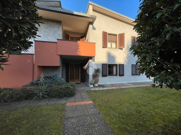 casa indipendente in vendita a Pontevico