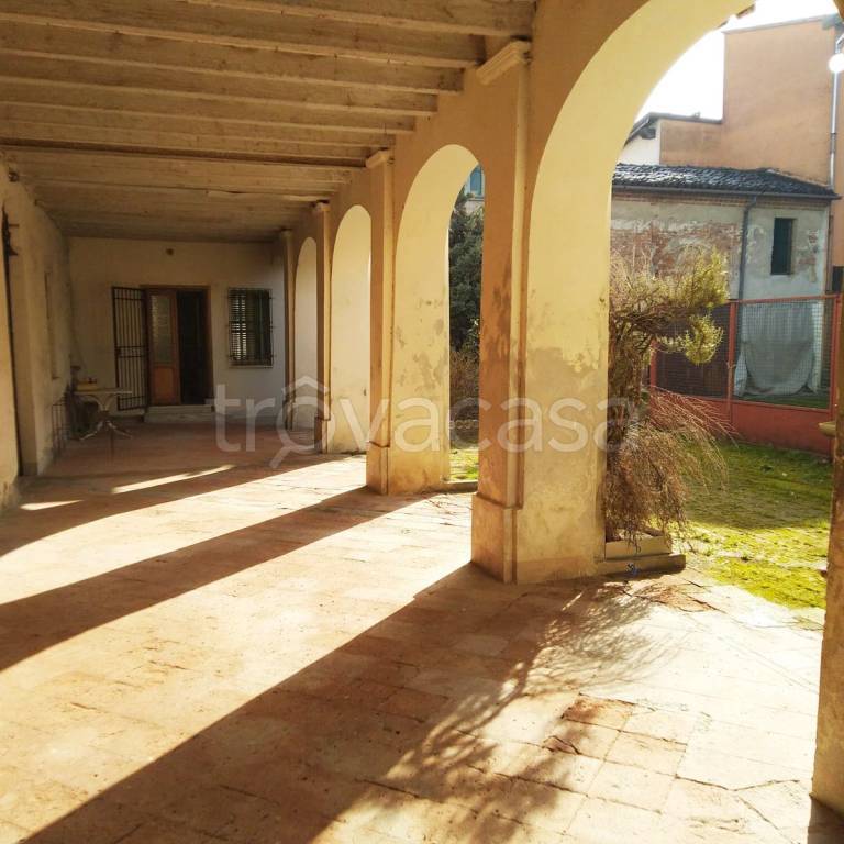casa indipendente in vendita a Pontevico