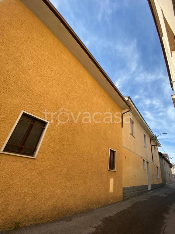casa indipendente in vendita a Pontevico
