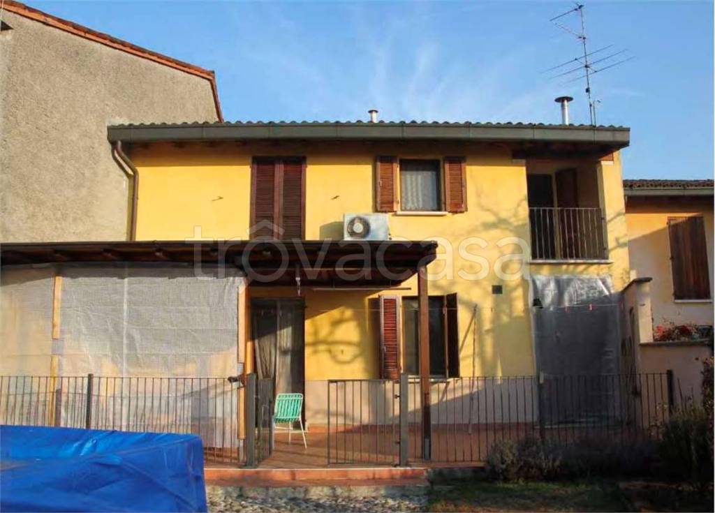 casa indipendente in vendita a Pontevico