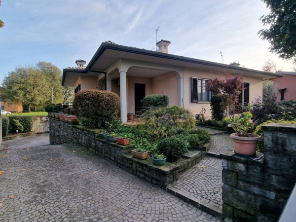 casa indipendente in vendita a Pontevico
