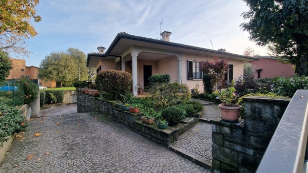 casa indipendente in vendita a Pontevico