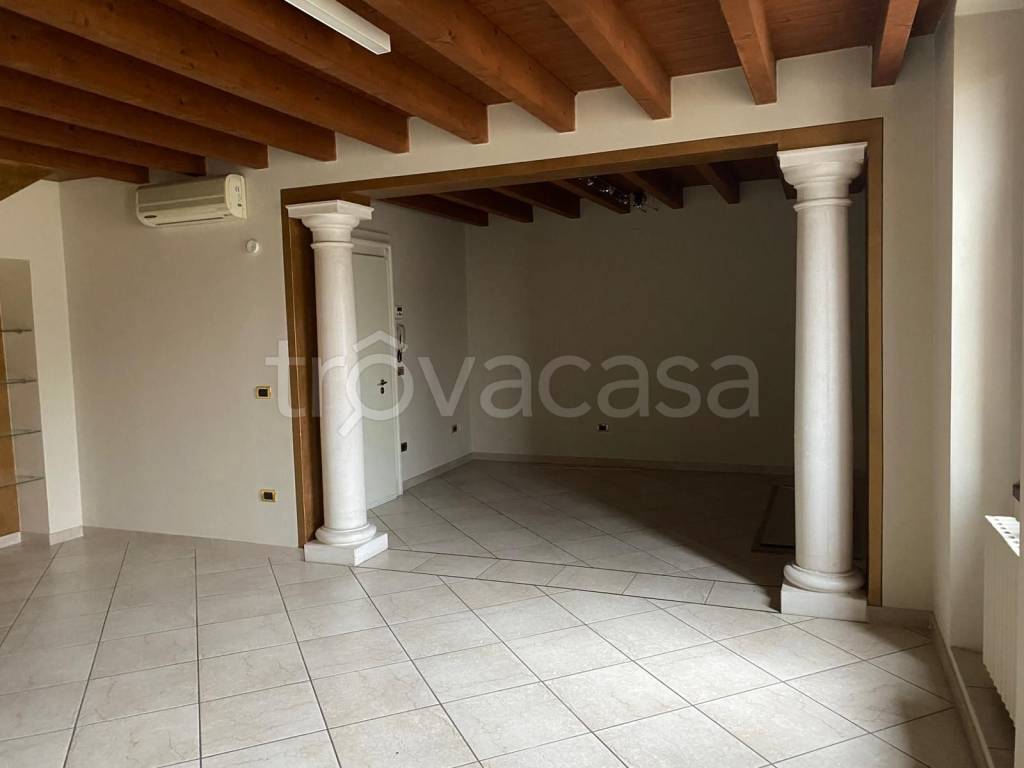 appartamento in vendita a Pontevico