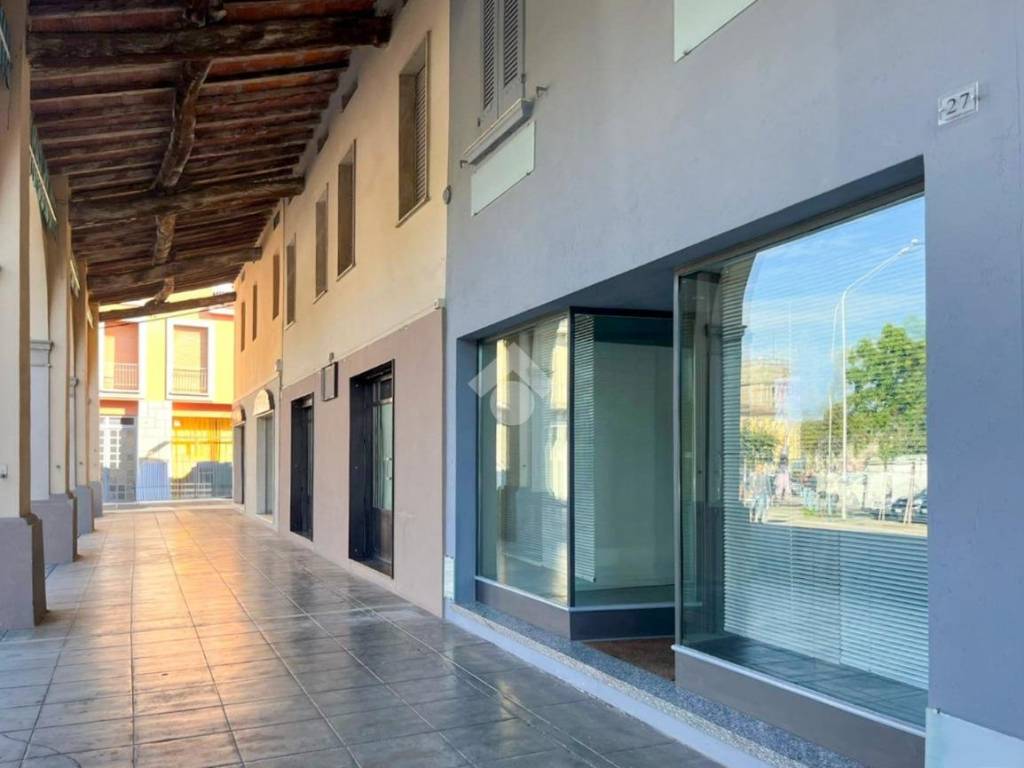 negozio in vendita a Pontevico