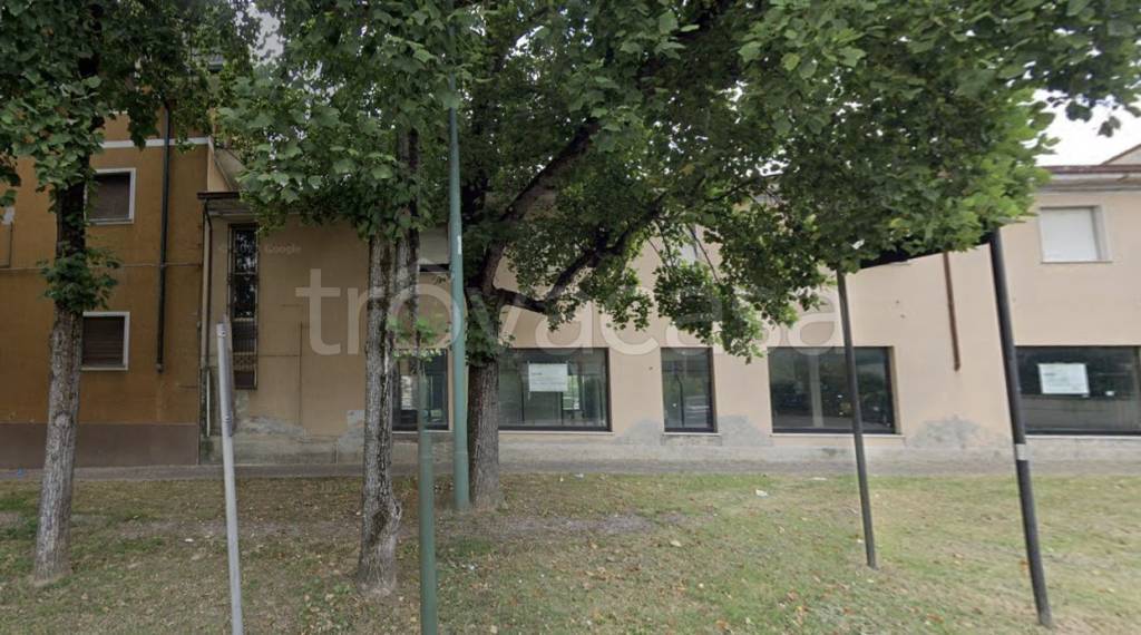 negozio in vendita a Pontevico