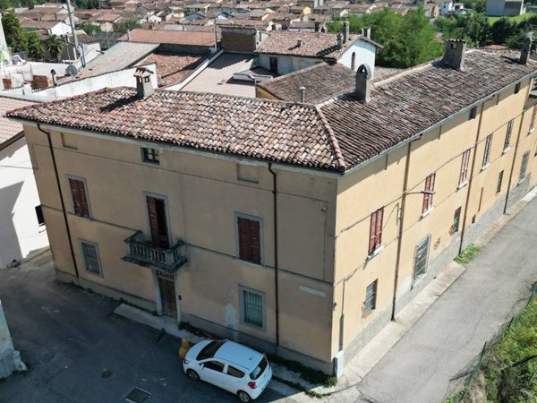 intera palazzina in vendita a Pontevico
