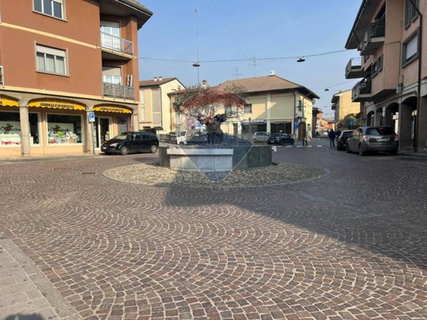 negozio in vendita a Pontoglio