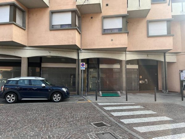 negozio in vendita a Pontoglio