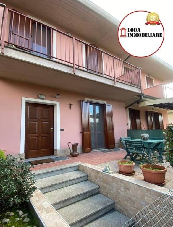 casa indipendente in vendita a Pontoglio