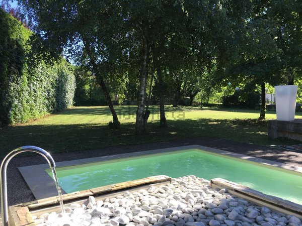 casa indipendente in vendita a Pontoglio
