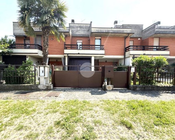 casa indipendente in vendita a Pontoglio
