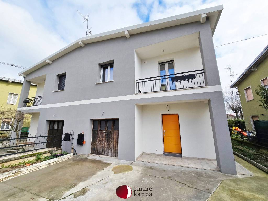 casa indipendente in vendita a Pontoglio