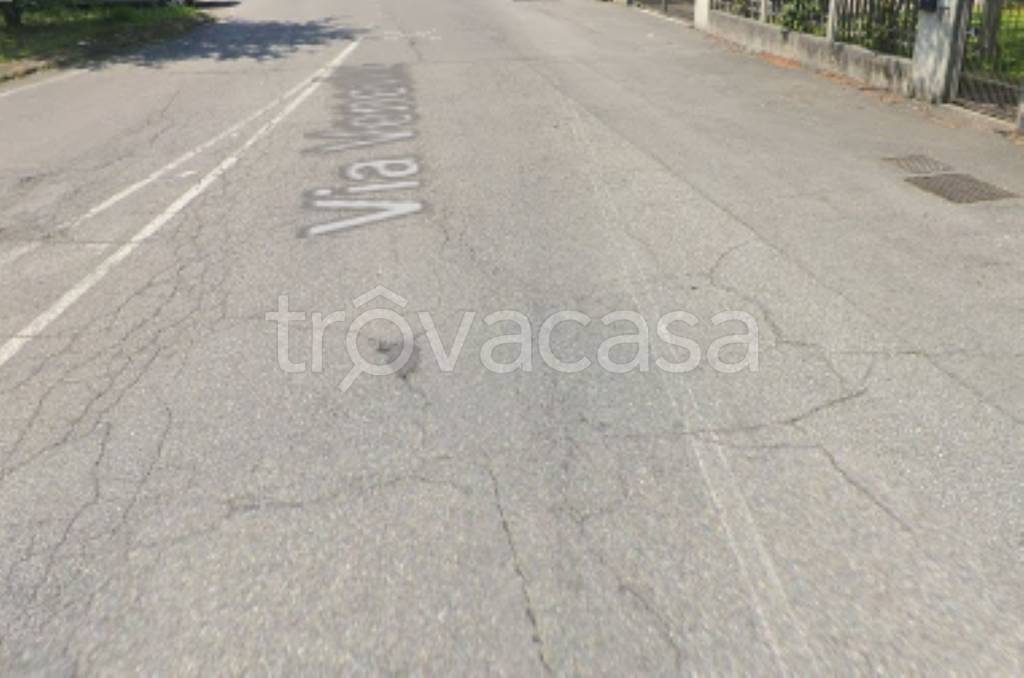 locale commerciale in vendita a Pontoglio