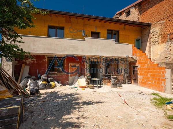 casa indipendente in vendita a Pontoglio