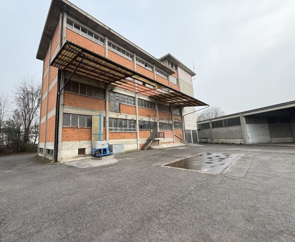 capannone in vendita a Pontoglio