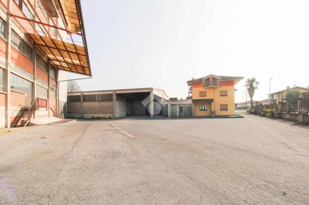 terreno edificabile in vendita a Pontoglio