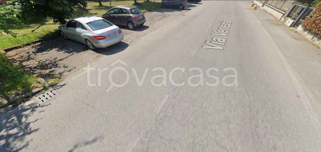 locale commerciale in vendita a Pontoglio