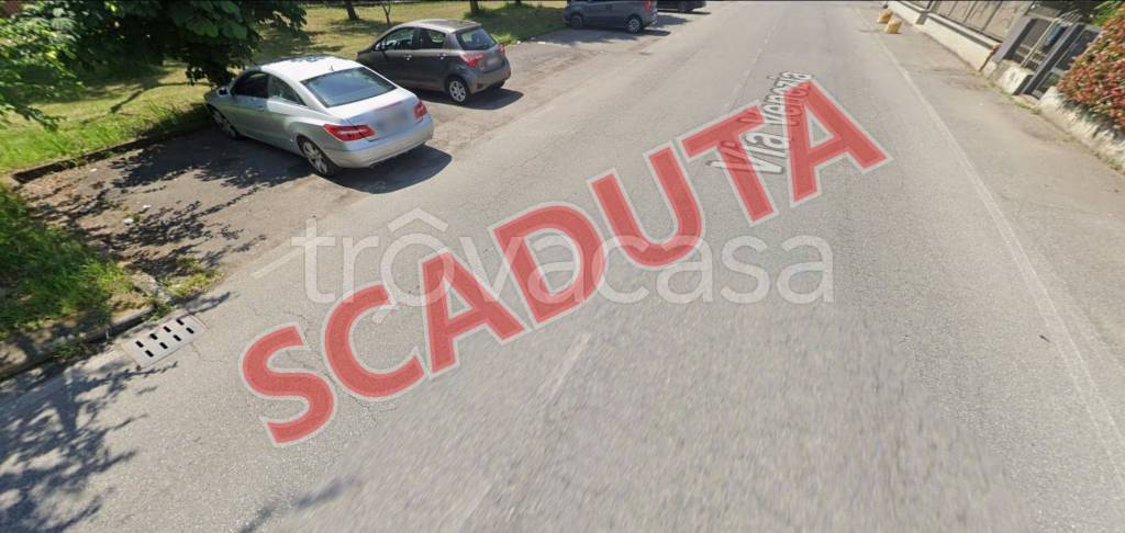 locale commerciale in vendita a Pontoglio