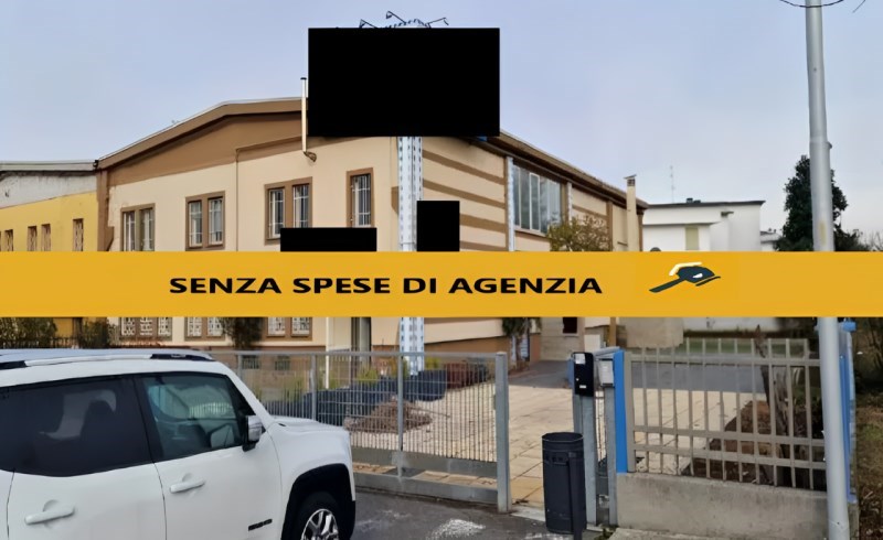 locale commerciale in vendita a Pontoglio