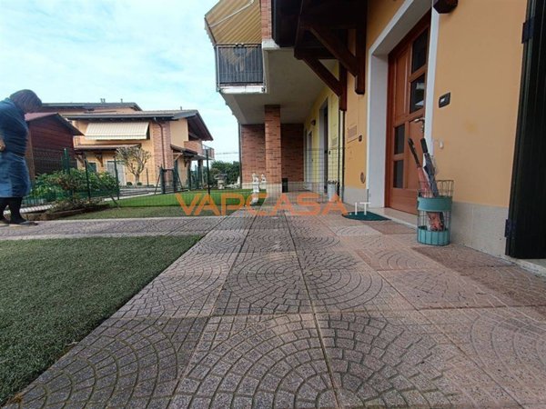casa indipendente in vendita a Pontoglio