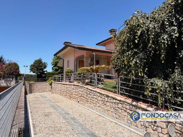 casa indipendente in vendita a Pontoglio