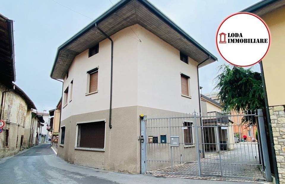 casa indipendente in vendita a Pontoglio