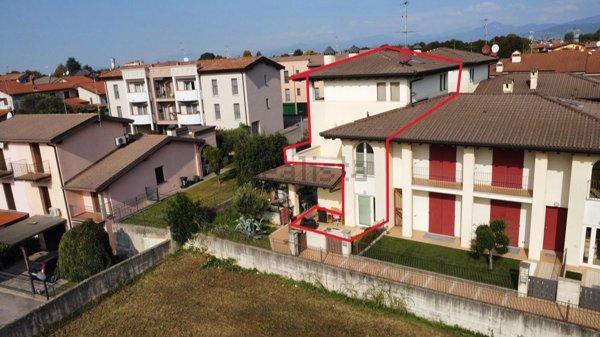 casa indipendente in vendita a Pontoglio