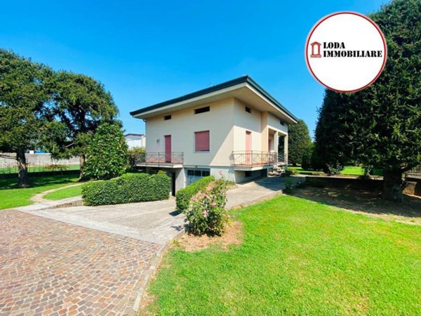 casa indipendente in vendita a Pontoglio