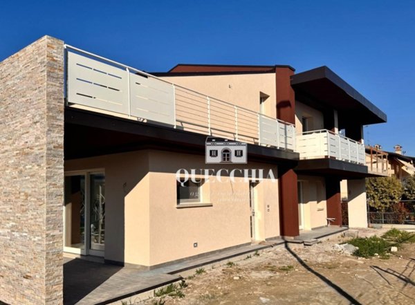 casa indipendente in vendita a Pozzolengo