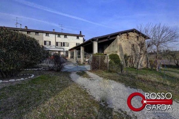 casa indipendente in vendita a Pozzolengo