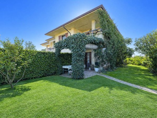 casa indipendente in vendita a Pozzolengo