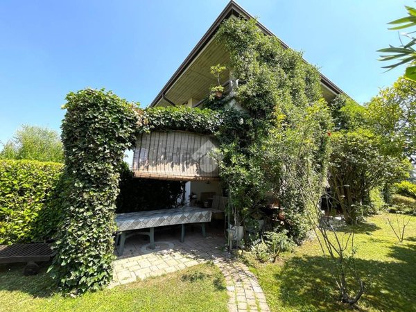 casa indipendente in vendita a Pozzolengo