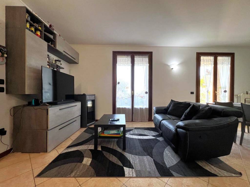 appartamento in vendita a Pozzolengo