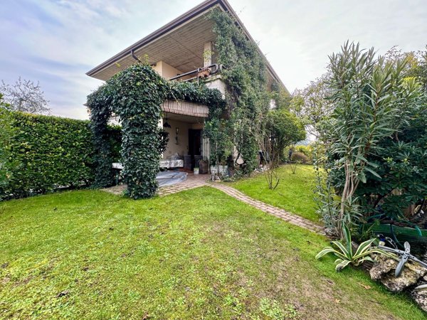 casa indipendente in vendita a Pozzolengo