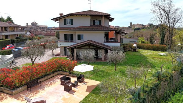 casa indipendente in vendita a Pozzolengo
